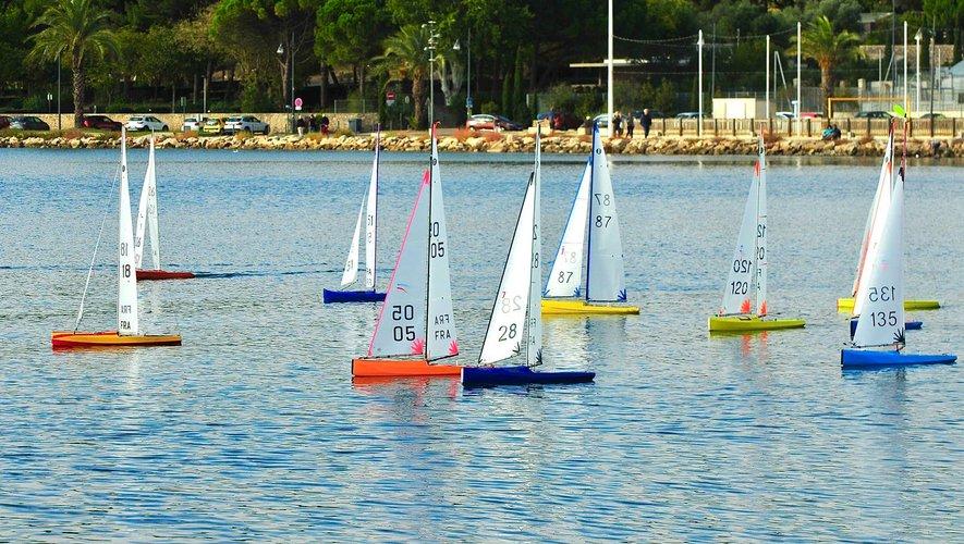 VOILE RADIOCOMMANDÉE : RÉGATE INTER-RÉGIONALE